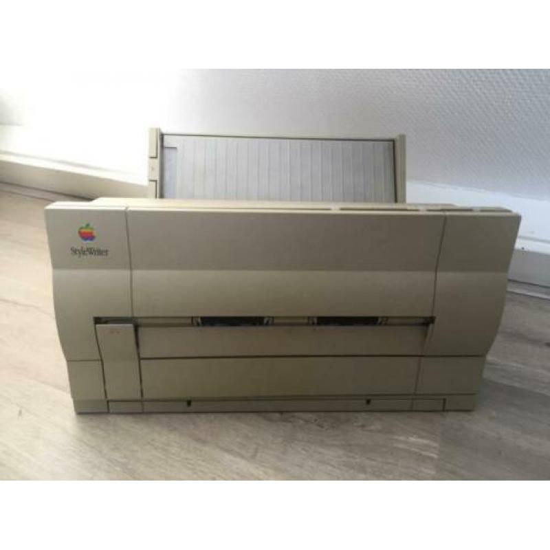 Apple Macintosh Classic M0420