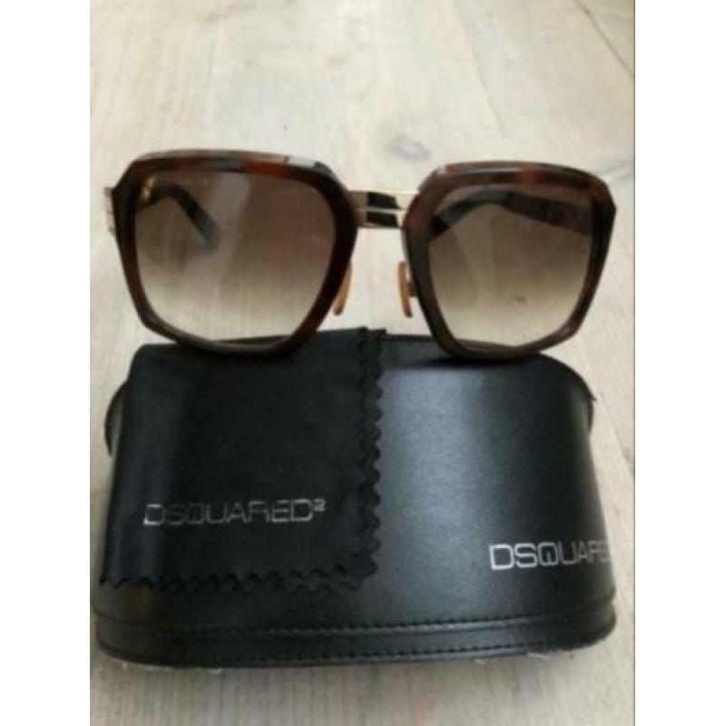 Dsquared2 zonnebril Chique uitvoering met goud kleur details