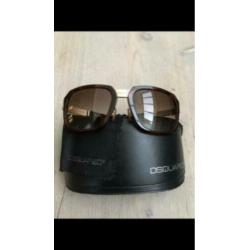 Dsquared2 zonnebril Chique uitvoering met goud kleur details