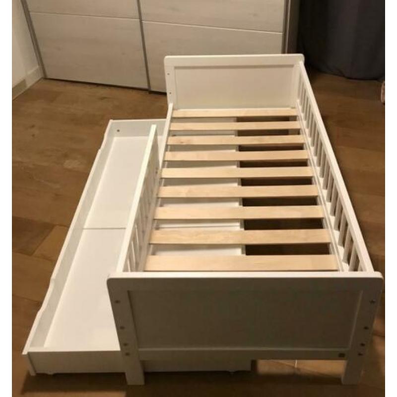 Peuterbed 140x70 Petit Amélie met uitschuiflade