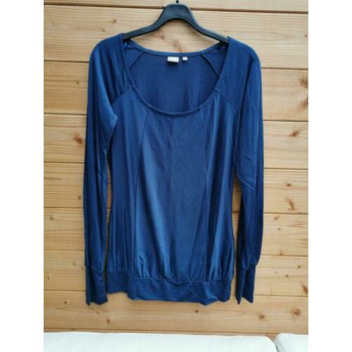 WE electric blue top mt. S