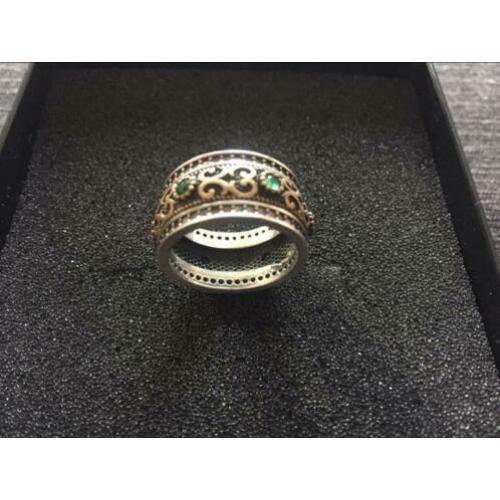Zilver Ring met kristallen stenen,maat 18 ,vintage
