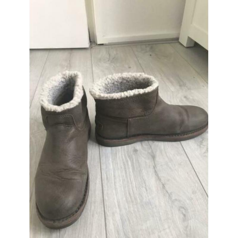 Shabbies laarsjes olijfgroen maat 41