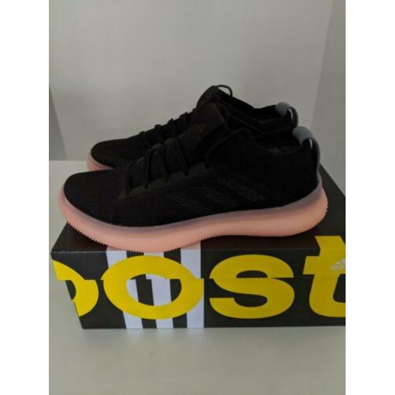 Adidas Pure Boost trainingsschoenen maat 39