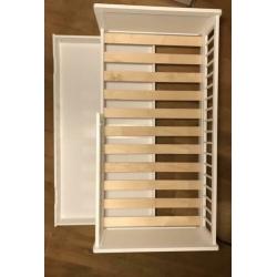 Peuterbed 140x70 Petit Amélie met uitschuiflade