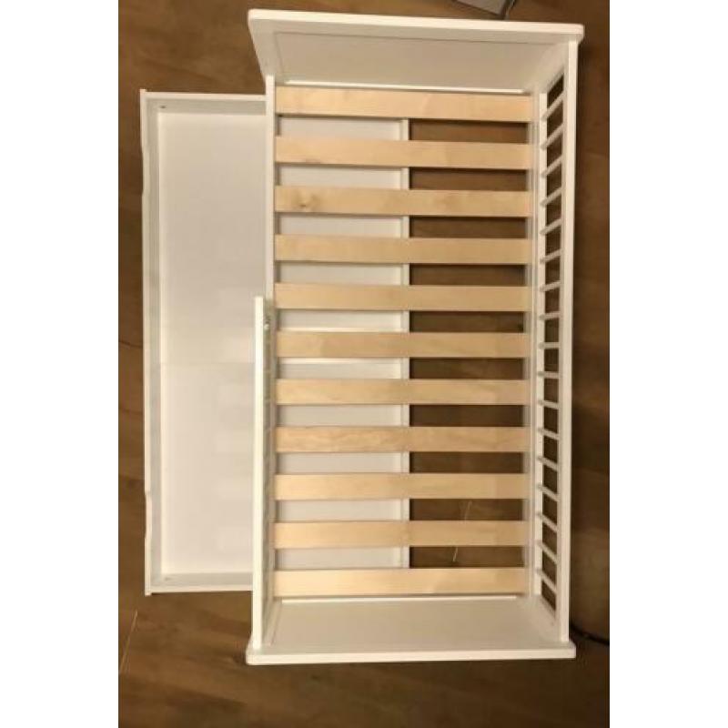 Peuterbed 140x70 Petit Amélie met uitschuiflade