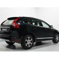 v.a. € 330 p/m | Volvo XC60 2.0 D4 181 pk Summum Navi