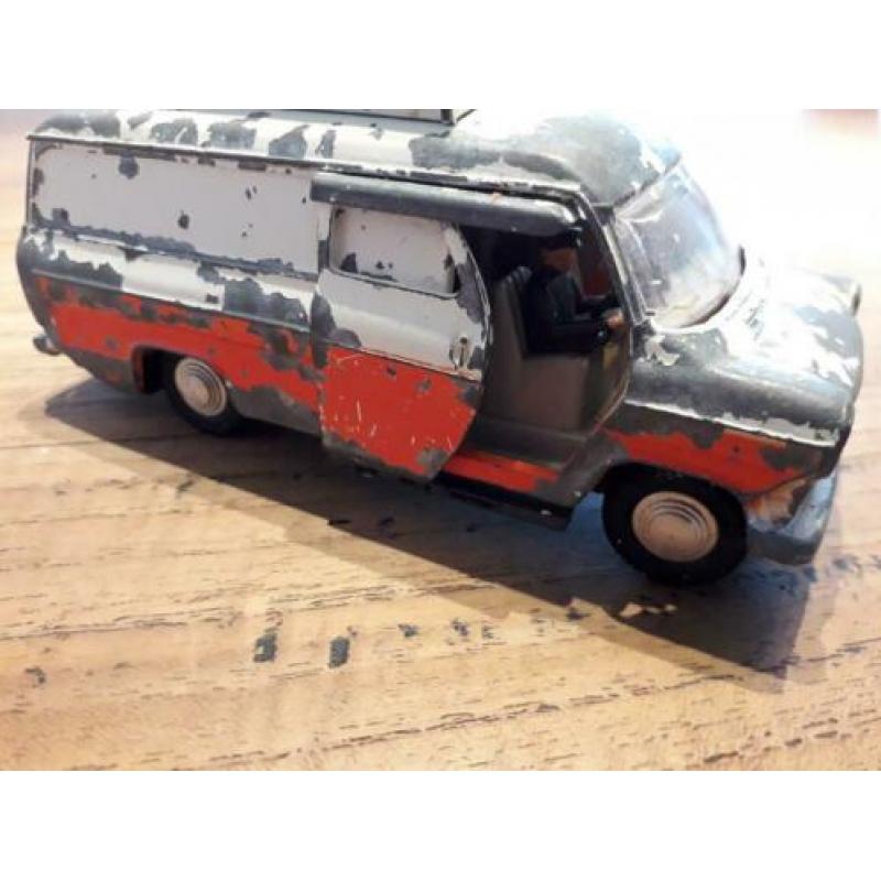 Dinky Toys Ford Transit Van police 1/43