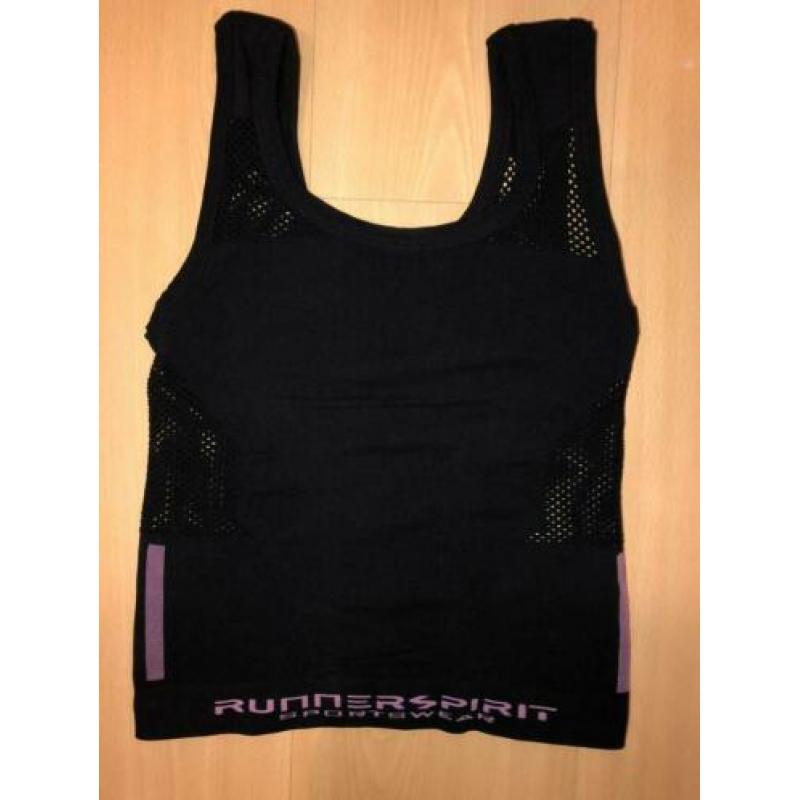 Sport tops, zwart en roze, maat S