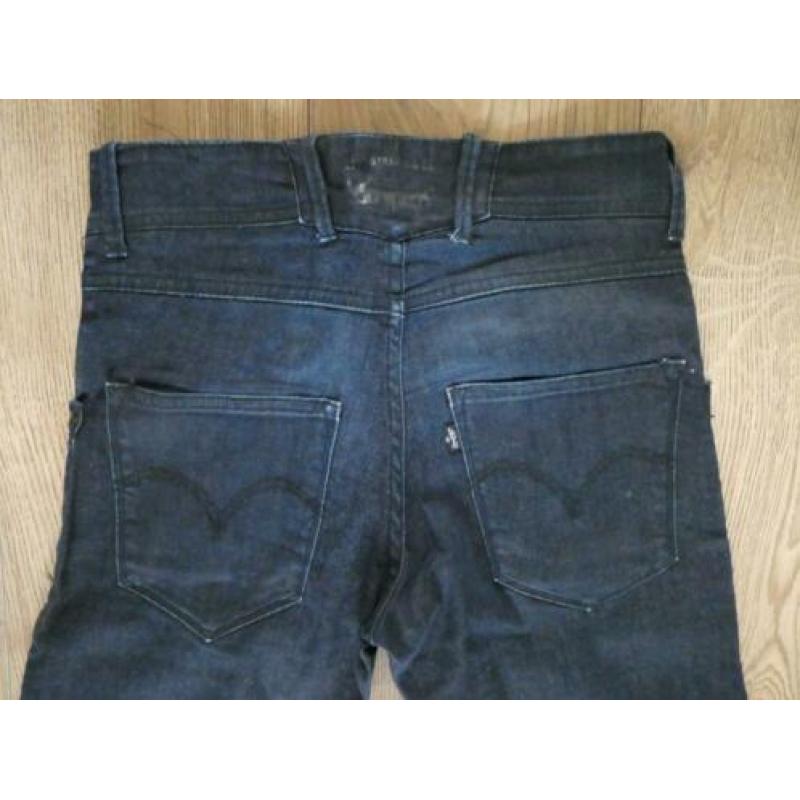 Levi Strauss & Co kids spijkerbroek, d.blauw maat 10 / 140