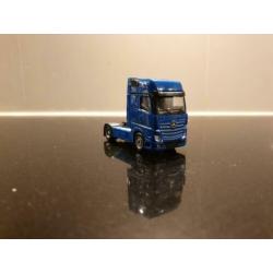 Herpa truck 1/87 Mercedes