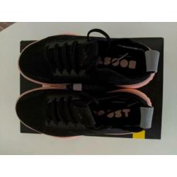 Adidas Pure Boost trainingsschoenen maat 39