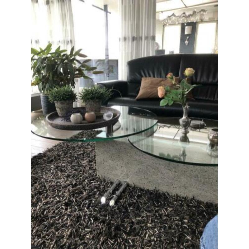 1 glasplaat doorsnee 85 cm en andere 75 cm