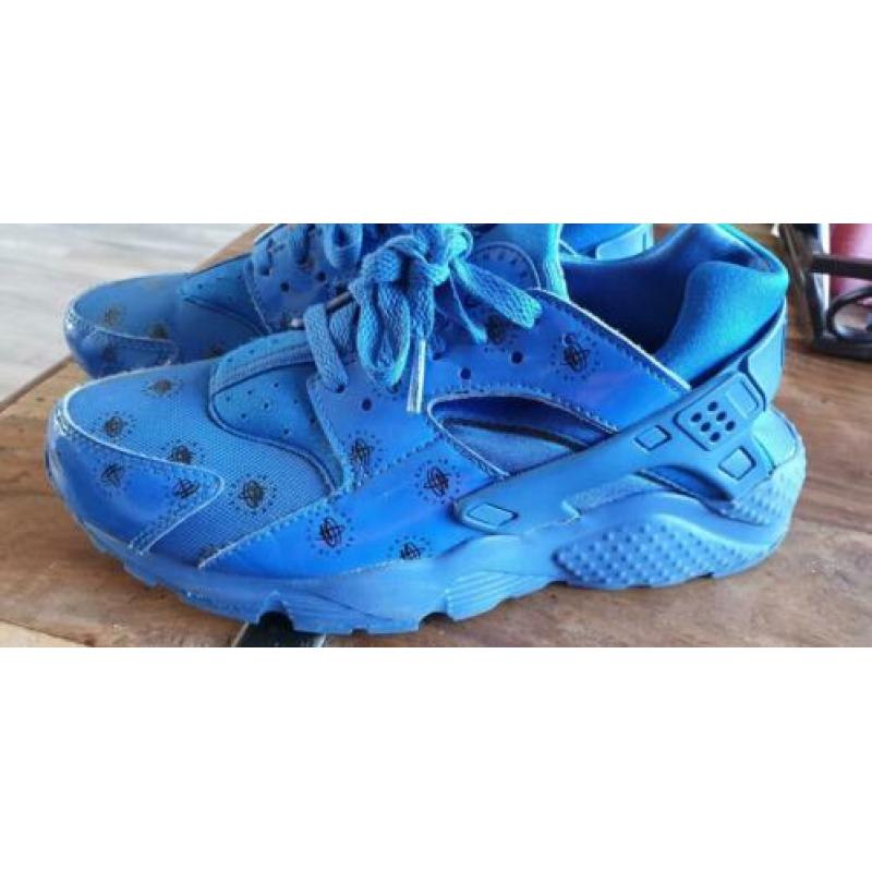 Te koop nike huarache maat 38.5
