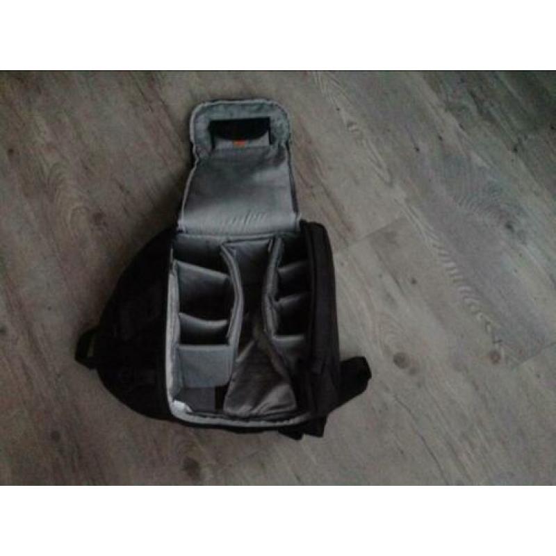 Lowepro cameratas slingshot 300 AW
