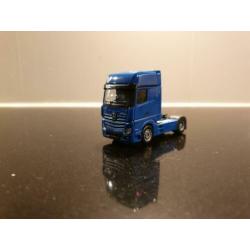 Herpa truck 1/87 Mercedes