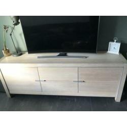 Mooi eikenhouten dressoir- en bijpassende wandkast
