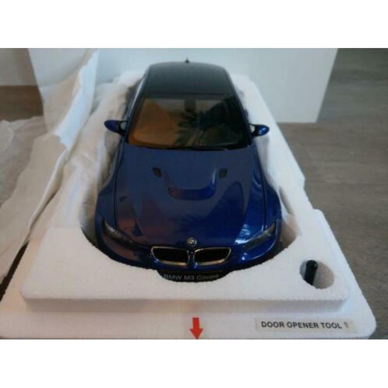 BMW E92 M3 Coupe Kyosho 08736BL