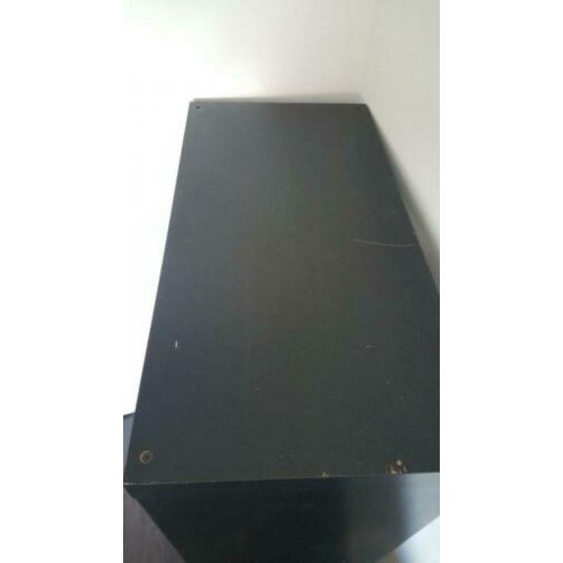 IKEA KALLAX kast. 8 vakken. Zwartbruin