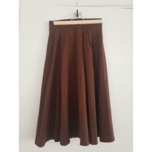 NEW midi rok met stolpplooien & Lyocell safari shirt