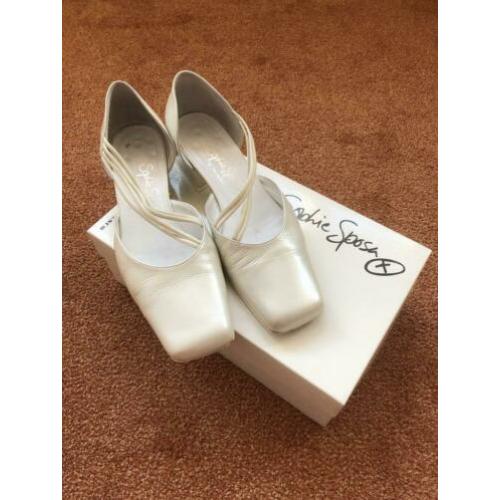 Sophie Sposa trouwschoenen ivoor