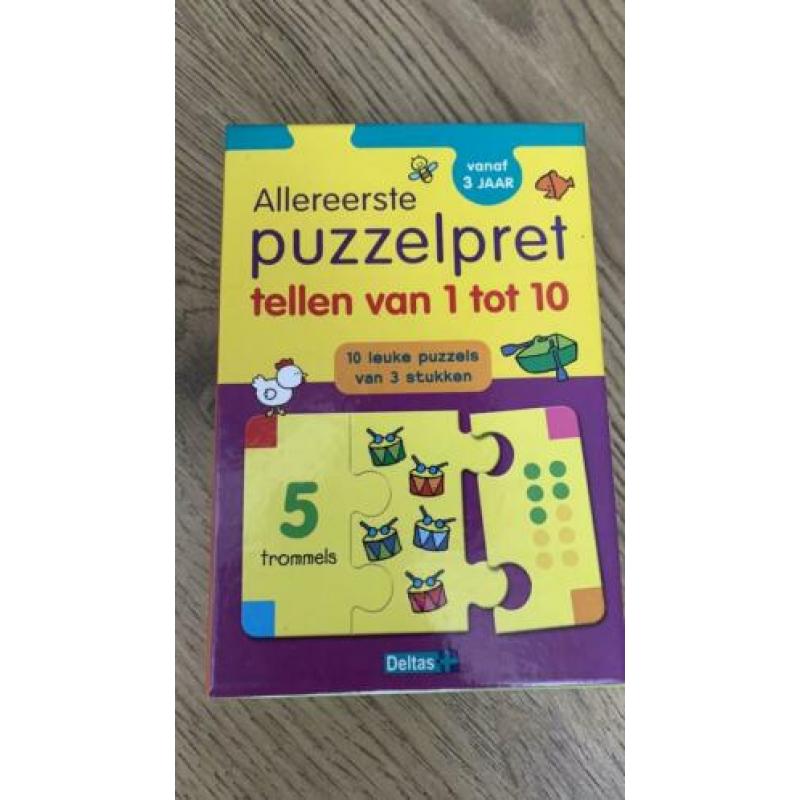 Twee maal allereerste puzzelpret, woordjes en cijfer puzzel