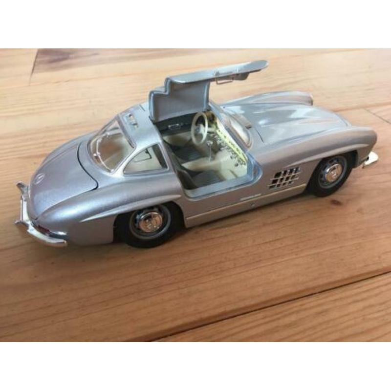 Bburago Mercedes 300sl 1954