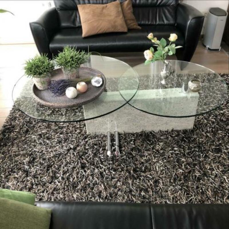 1 glasplaat doorsnee 85 cm en andere 75 cm