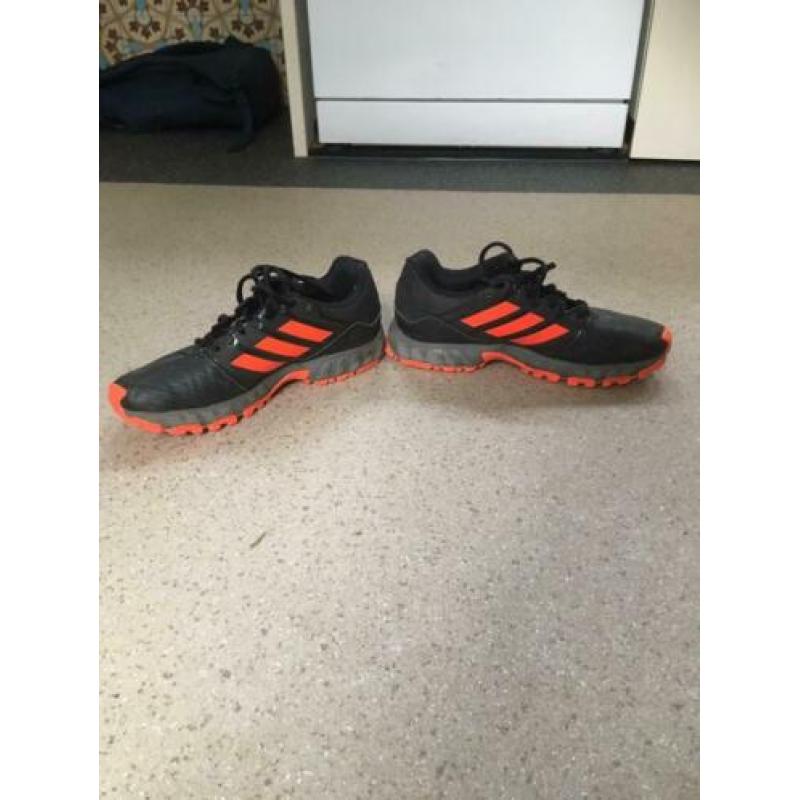 Adidas maat 38, maat UK4,5
