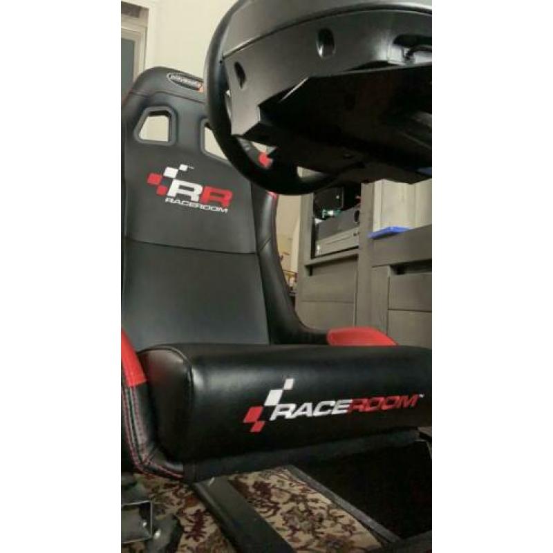 Play seat Thrustmaster T300