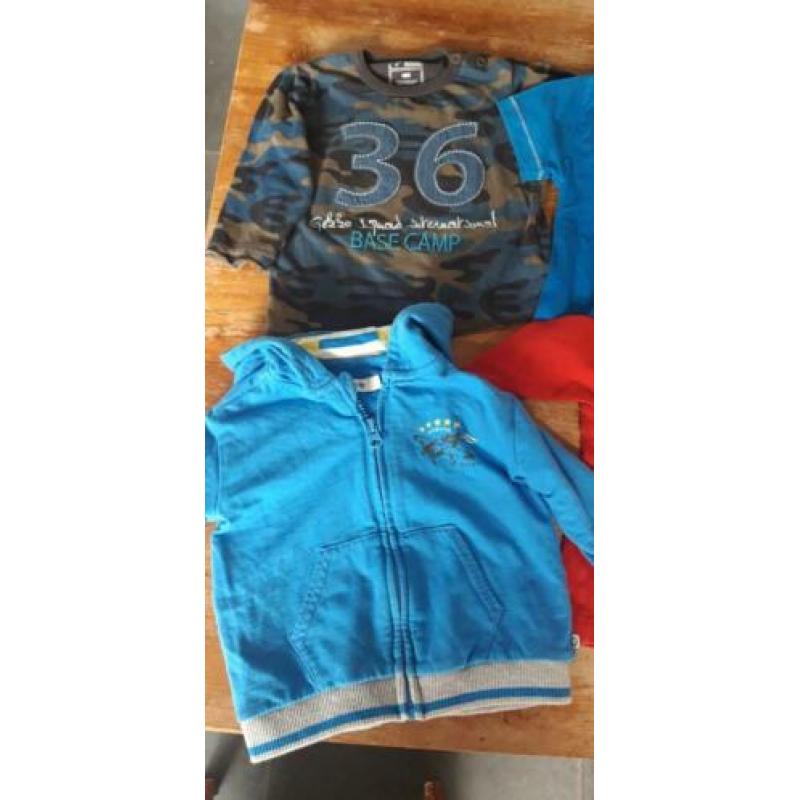 Merk jongens kleding maat 80. 3x Lange mouw, 1x korte mouw.