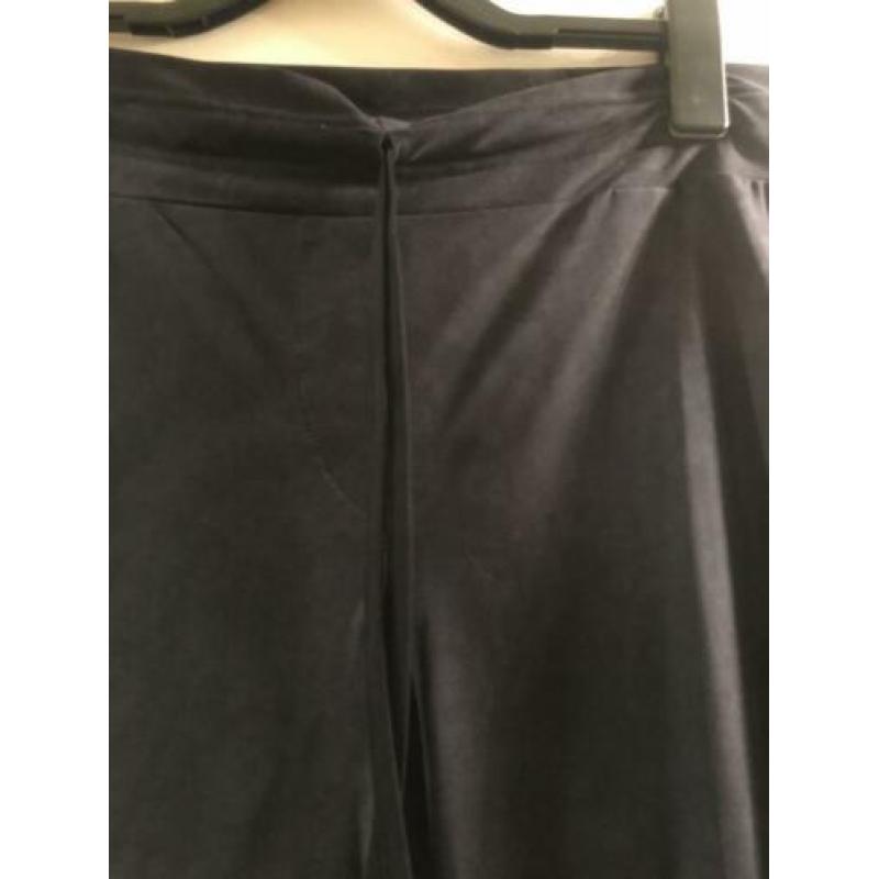 Te koop:zwarte broek Studio Anneloes mt Xl travelstof