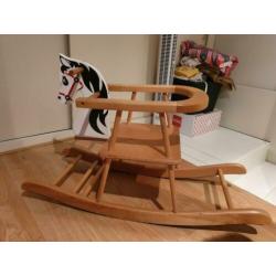 Hobbelpaard hout