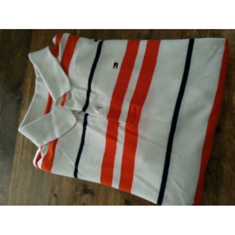 Tommy Hilfiger polo. Mt. 140