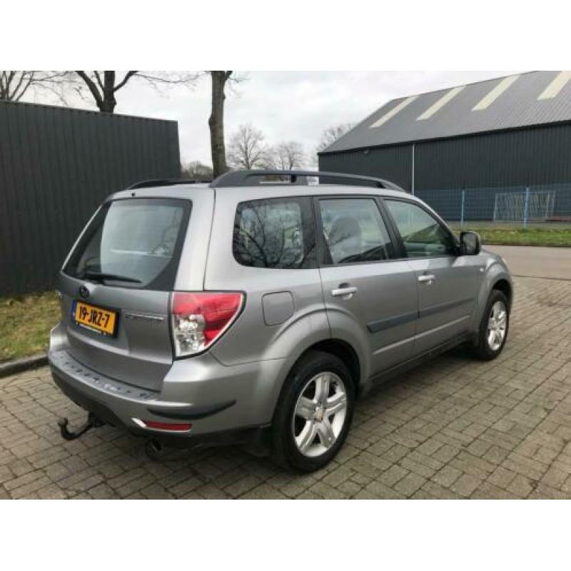 Subaru Forester 2.0 XS Premium Panoramadak, airco, 4x4