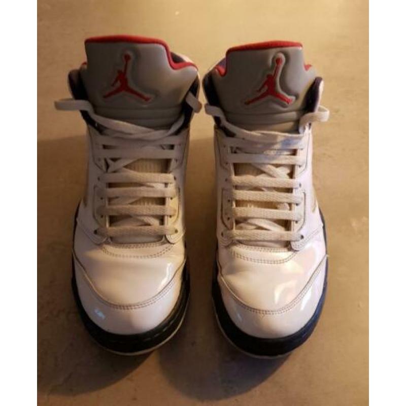Nike AIR JORDAN 5 RETRO "OLYMPISCH" maat 43