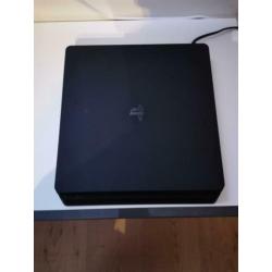 Playstation 4 Slim 1 TB