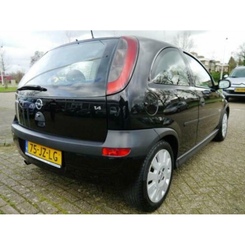 Opel Corsa 1.4-16V Elegance + SET WINTERWIELEN ! (bj 2002)