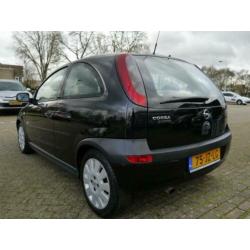 Opel Corsa 1.4-16V Elegance + SET WINTERWIELEN ! (bj 2002)