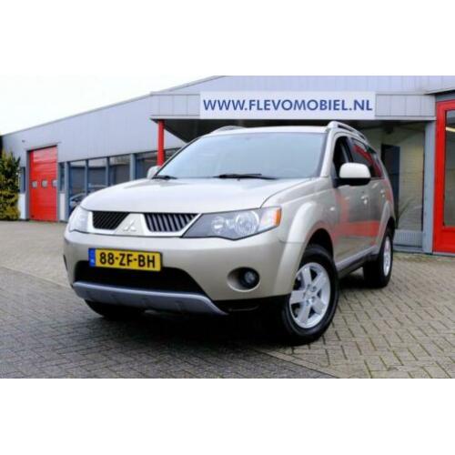 Mitsubishi Outlander 2.4 Intro Edition 2WD 7-Pers. Clima/LMV