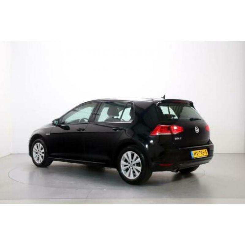 Volkswagen Golf 1.0 TSI Business Edition Connected 6-bak Cam