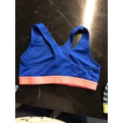 3 Nike sport BH’s - maat S