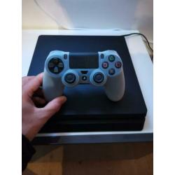 Playstation 4 Slim 1 TB