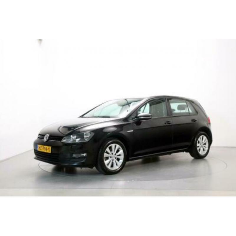 Volkswagen Golf 1.0 TSI Business Edition Connected 6-bak Cam