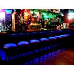 Cafe bel scheepsbel met ''GRATIS'' Bier logo Heineken bar