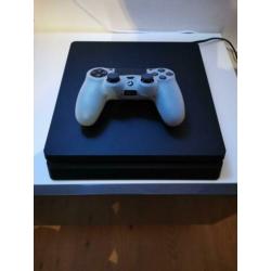 Playstation 4 Slim 1 TB