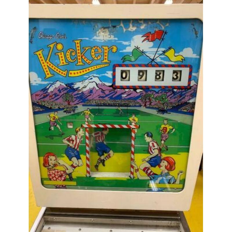 Kicker One player