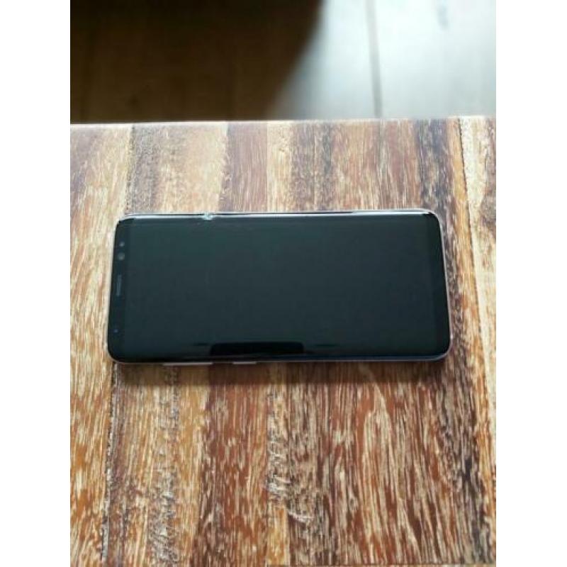 Samsung Galaxy S8 met 64GB.