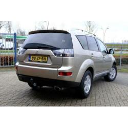 Mitsubishi Outlander 2.4 Intro Edition 2WD 7-Pers. Clima/LMV