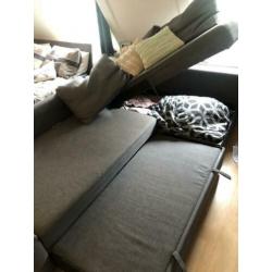 Ikea bank: handig in- en uit elkaar te halen!
